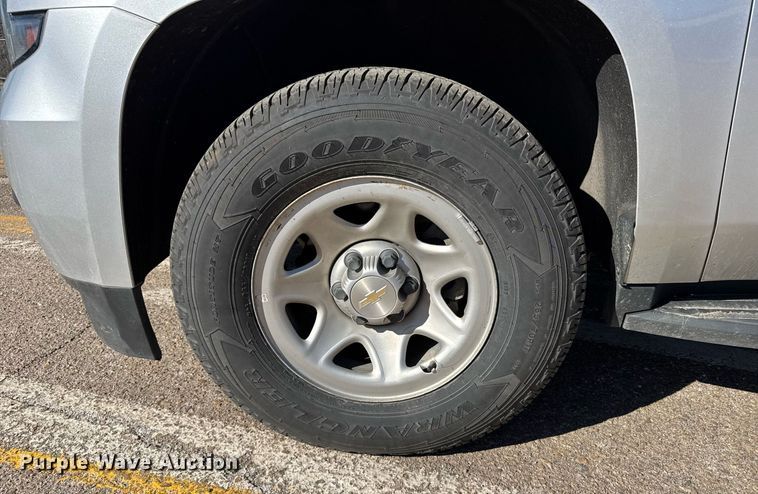 image for item NN9684 2018 Chevrolet Suburban SUV