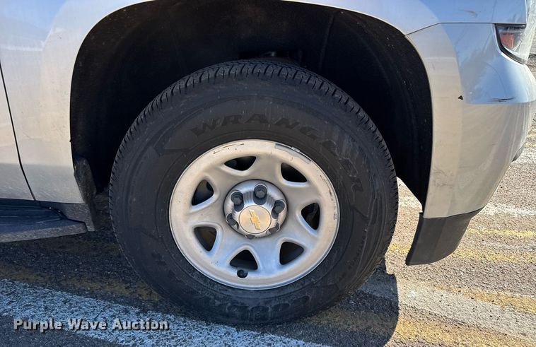 image for item NN9684 2018 Chevrolet Suburban SUV