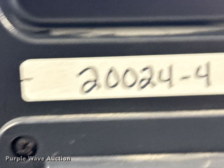 image for item NN9685 (13) HP monitors