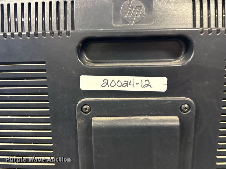 image for item NN9685 (13) HP monitors