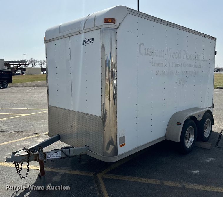 image for item DF8463 2004 Pace American enclosed cargo trailer
