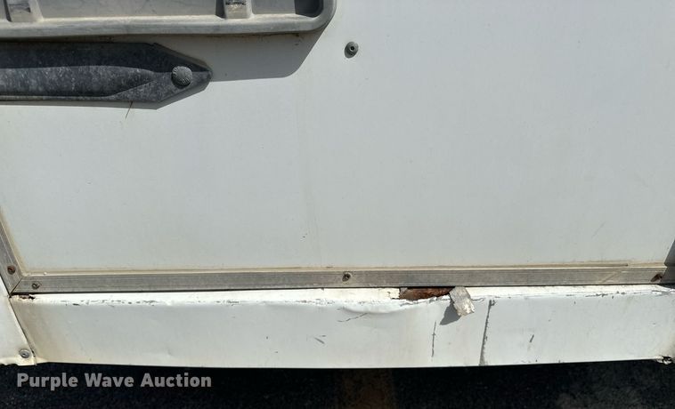 image for item DF8463 2004 Pace American enclosed cargo trailer