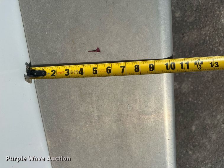 image for item DF8463 2004 Pace American enclosed cargo trailer