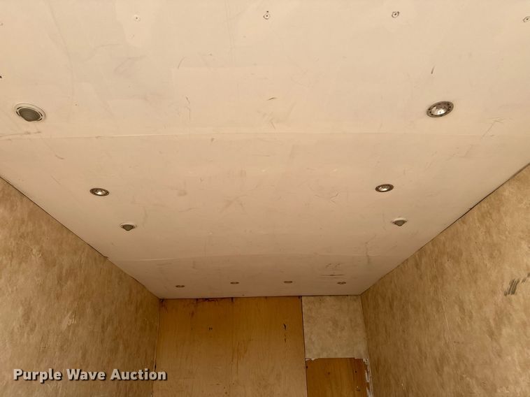 image for item DF8463 2004 Pace American enclosed cargo trailer