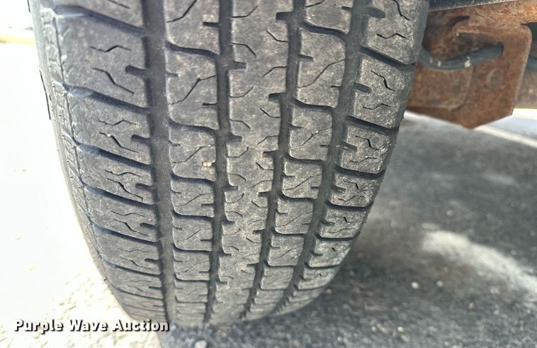 image for item DF8463 2004 Pace American enclosed cargo trailer