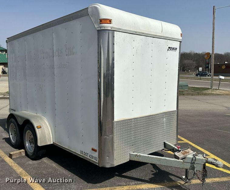 image for item DF8464 2000 Pace American enclosed cargo trailer