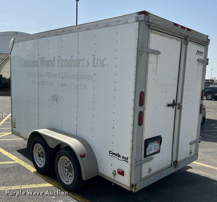 image for item DF8464 2000 Pace American enclosed cargo trailer