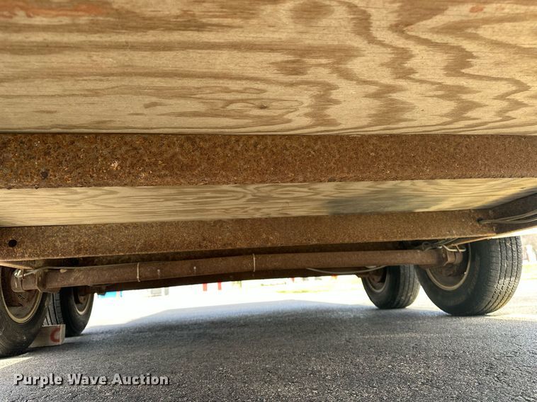 image for item DF8464 2000 Pace American enclosed cargo trailer