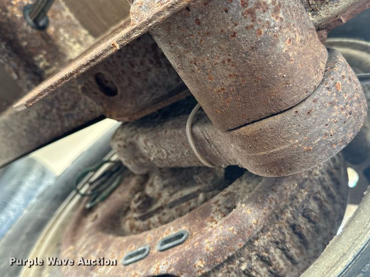 image for item DF8464 2000 Pace American enclosed cargo trailer