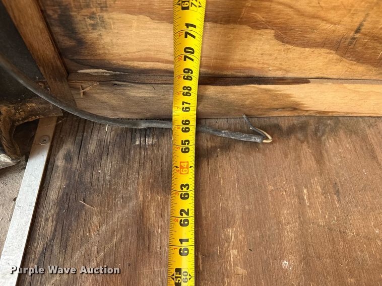 image for item DF8464 2000 Pace American enclosed cargo trailer