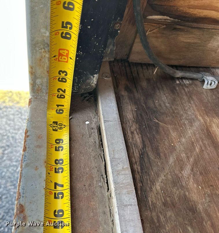 image for item DF8464 2000 Pace American enclosed cargo trailer