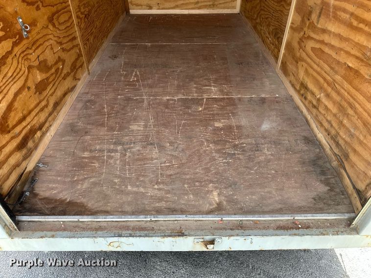 image for item DF8464 2000 Pace American enclosed cargo trailer