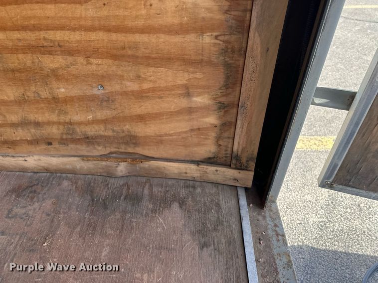 image for item DF8464 2000 Pace American enclosed cargo trailer