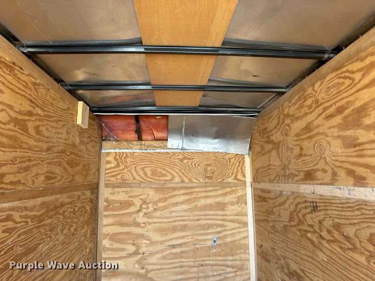 image for item DF8464 2000 Pace American enclosed cargo trailer