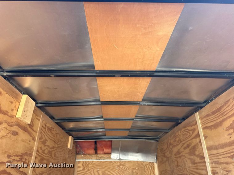 image for item DF8464 2000 Pace American enclosed cargo trailer