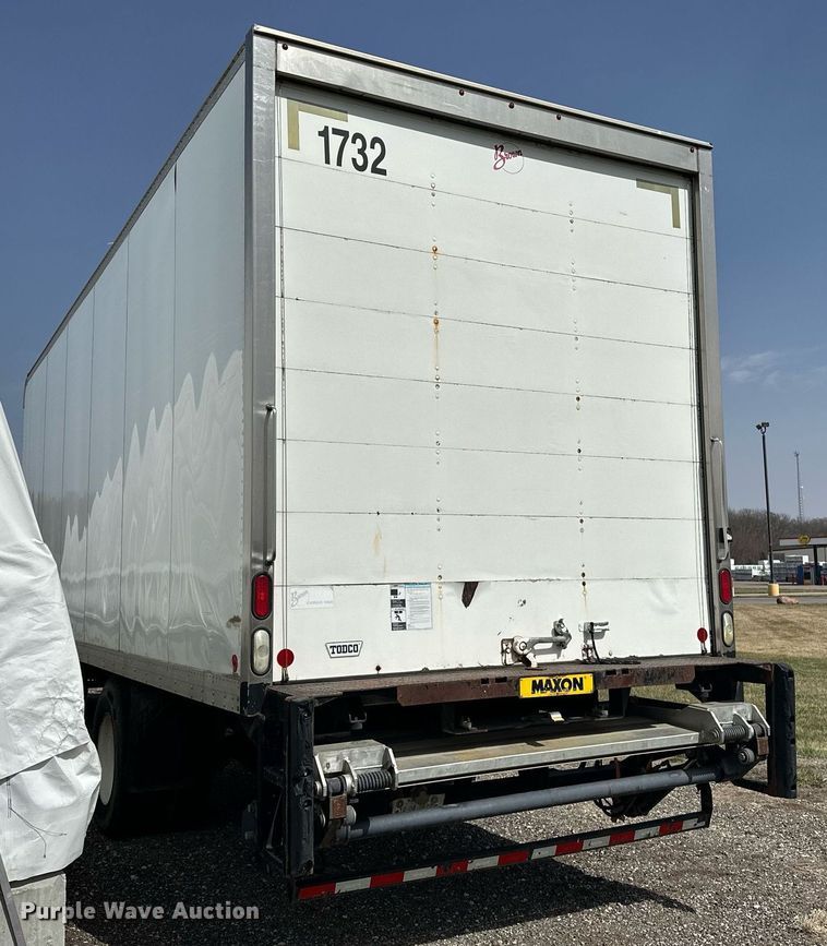 image for item DF8465 2012 International DuraStar 4300 box truck