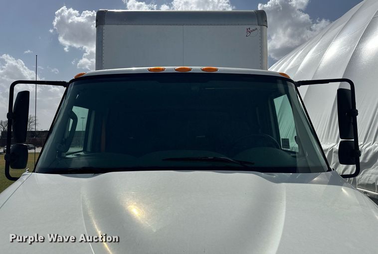 image for item DF8465 2012 International DuraStar 4300 box truck