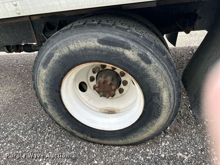 image for item DF8465 2012 International DuraStar 4300 box truck