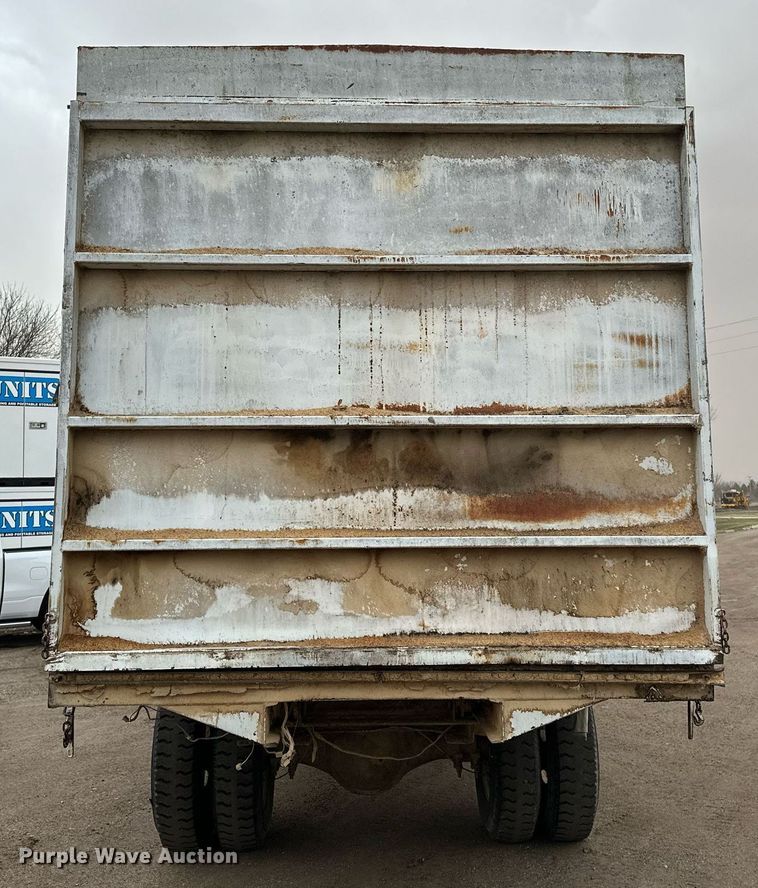 image for item DF8466 1982 GMC 7000 chipper truck