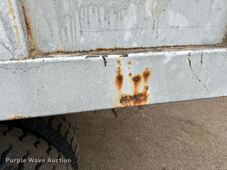 image for item DF8466 1982 GMC 7000 chipper truck