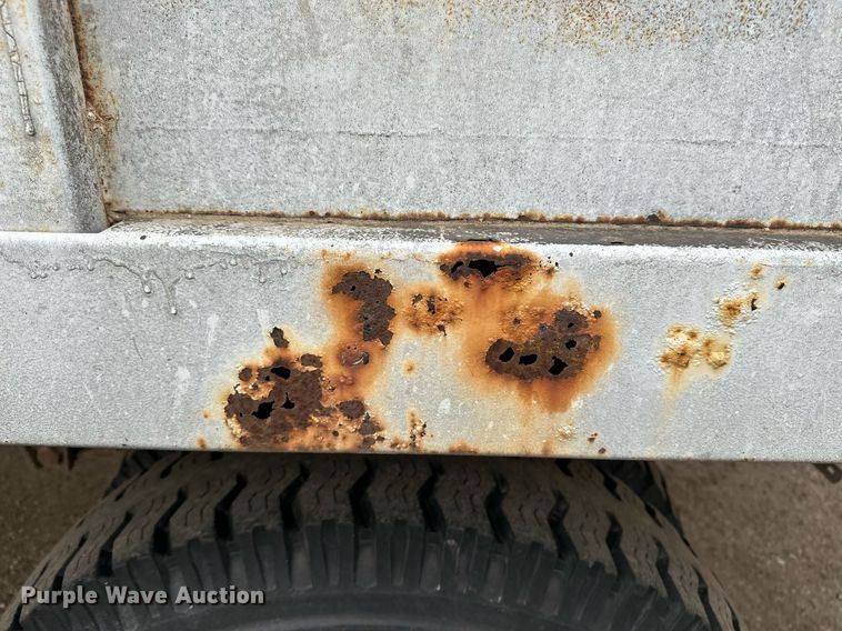 image for item DF8466 1982 GMC 7000 chipper truck