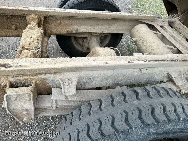 image for item DF8466 1982 GMC 7000 chipper truck