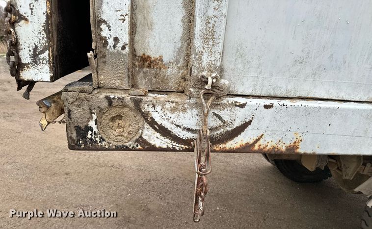 image for item DF8466 1982 GMC 7000 chipper truck