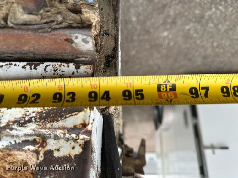 image for item DF8466 1982 GMC 7000 chipper truck