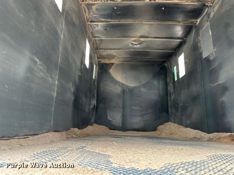 image for item DF8466 1982 GMC 7000 chipper truck