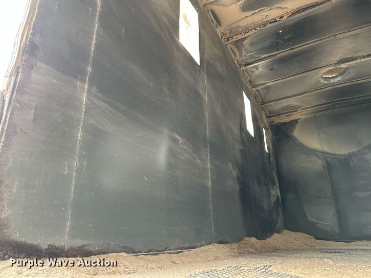 image for item DF8466 1982 GMC 7000 chipper truck