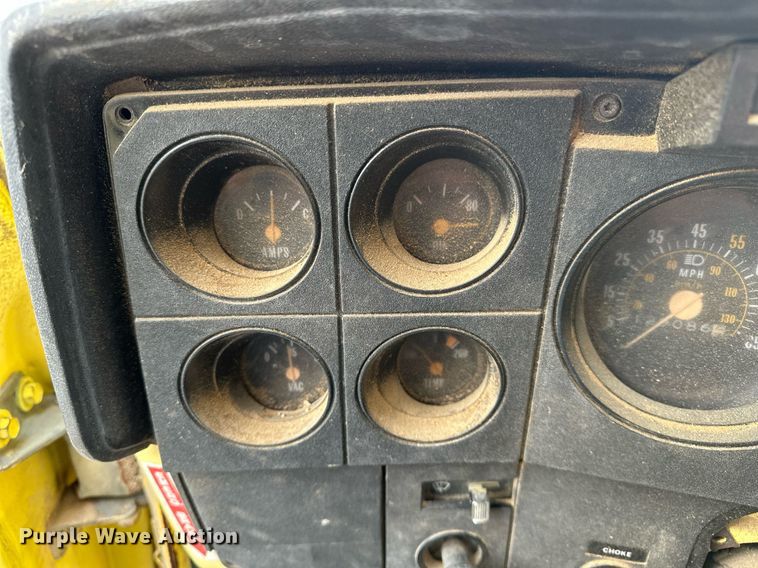 image for item DF8466 1982 GMC 7000 chipper truck