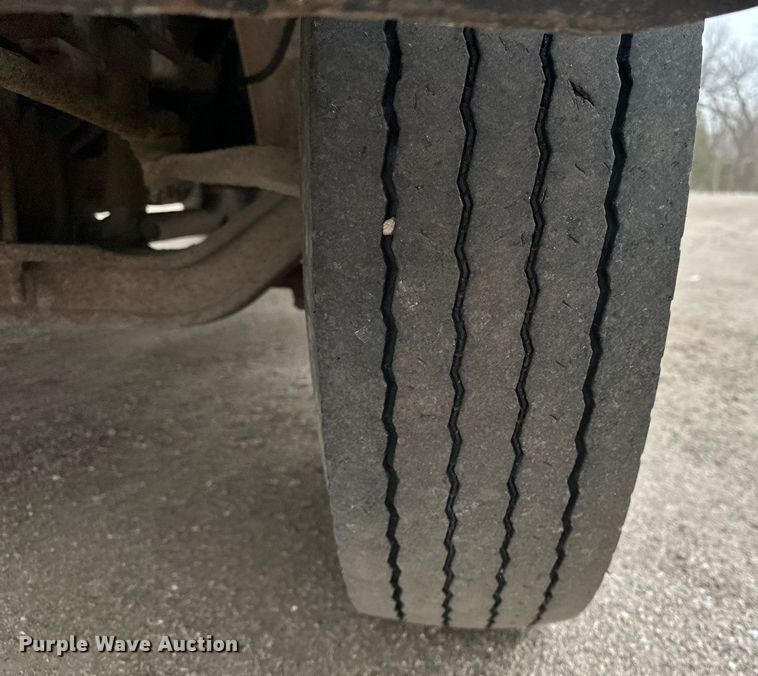 image for item DF8466 1982 GMC 7000 chipper truck