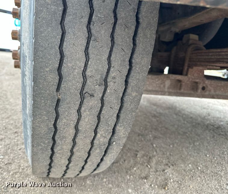 image for item DF8466 1982 GMC 7000 chipper truck