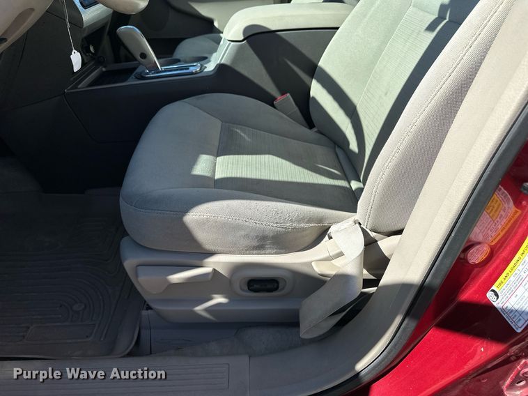 image for item DF8469 2008 Ford Edge SUV