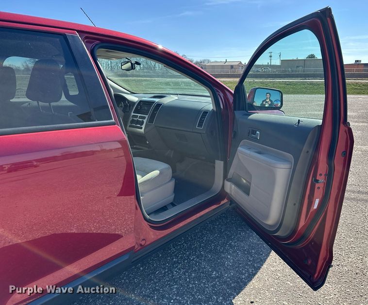 image for item DF8469 2008 Ford Edge SUV
