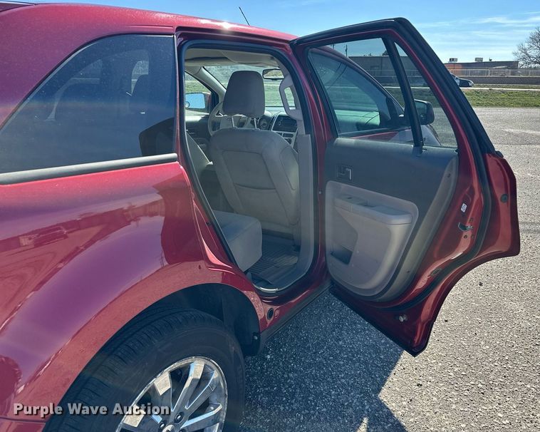 image for item DF8469 2008 Ford Edge SUV