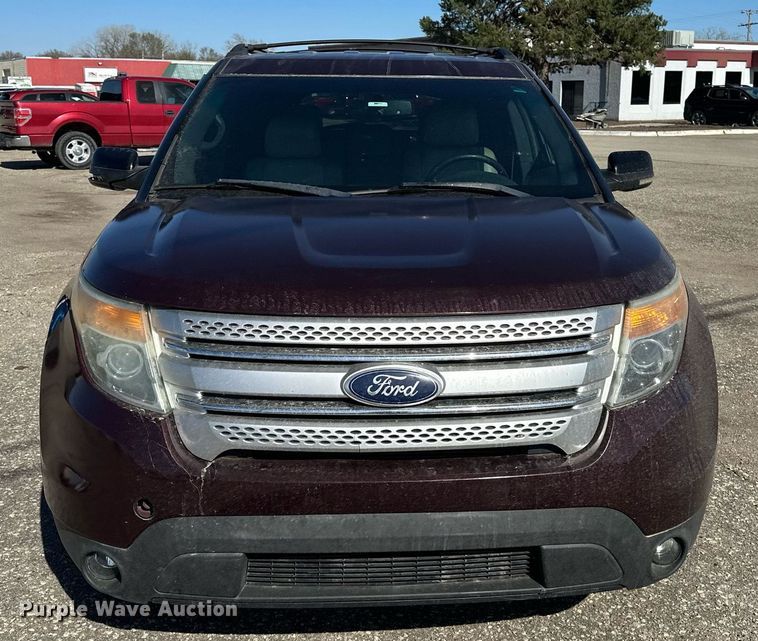 image for item DF8470 2011 Ford Explorer SUV