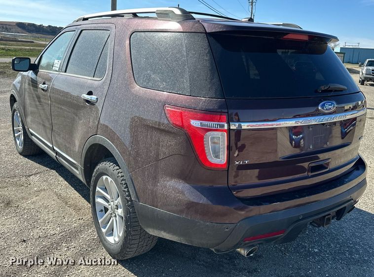 image for item DF8470 2011 Ford Explorer SUV