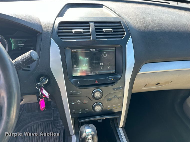 image for item DF8470 2011 Ford Explorer SUV