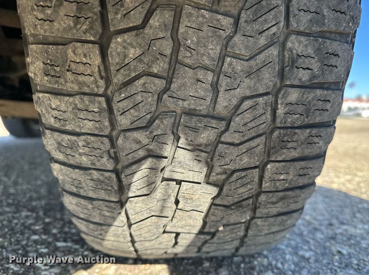 image for item DF8470 2011 Ford Explorer SUV