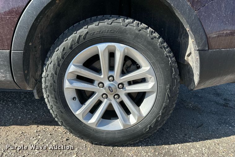 image for item DF8470 2011 Ford Explorer SUV