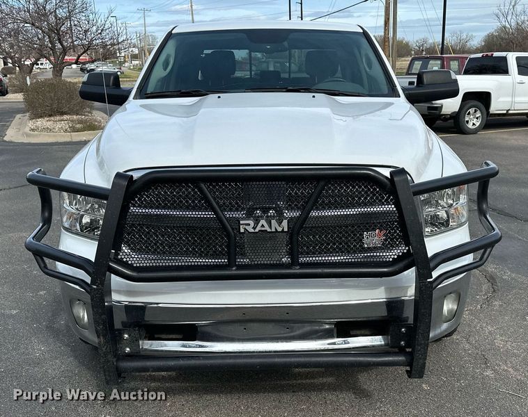 image for item DF8473 2018 Dodge Ram 1500 Crew Cab pickup truck