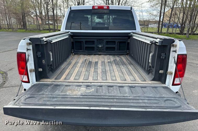 image for item DF8473 2018 Dodge Ram 1500 Crew Cab pickup truck