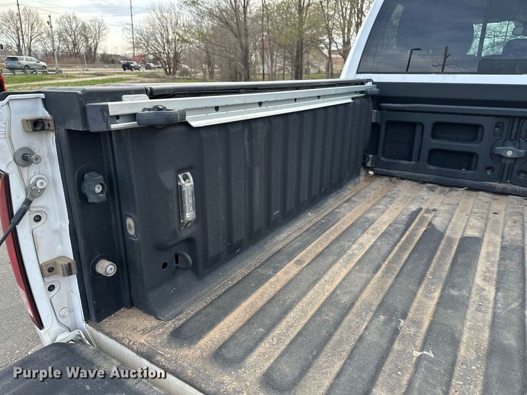 image for item DF8473 2018 Dodge Ram 1500 Crew Cab pickup truck