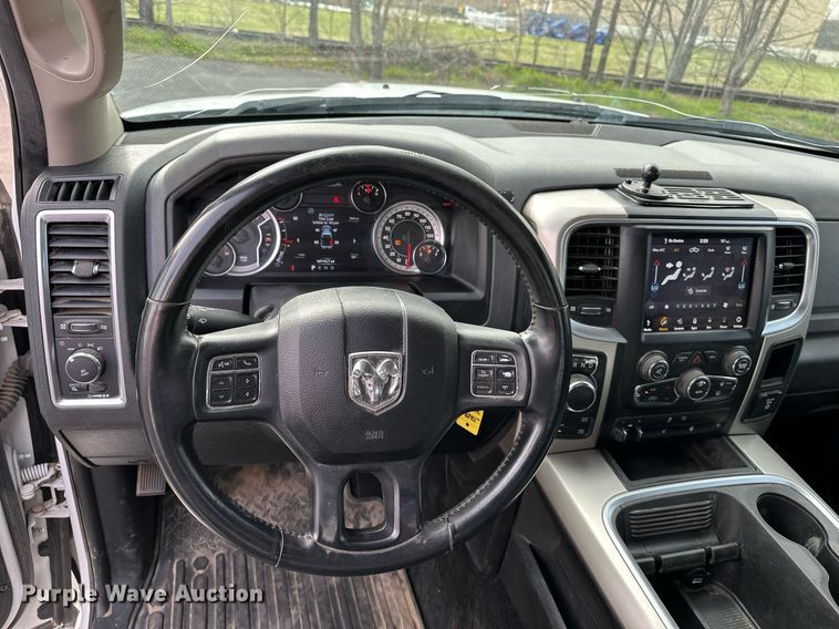 image for item DF8473 2018 Dodge Ram 1500 Crew Cab pickup truck