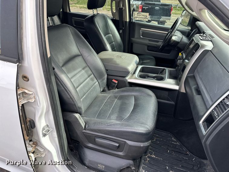 image for item DF8473 2018 Dodge Ram 1500 Crew Cab pickup truck