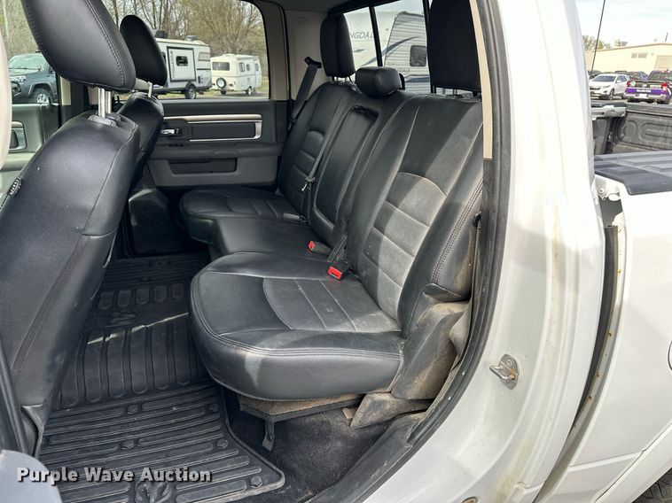 image for item DF8473 2018 Dodge Ram 1500 Crew Cab pickup truck