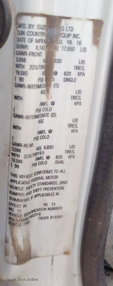 image for item DH8647 2016 Isuzu NRR chipper truck