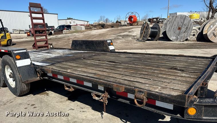 image for item DH9888 2008 Towmaster equipment trailer