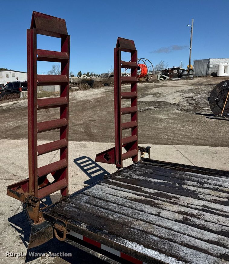 image for item DH9888 2008 Towmaster equipment trailer